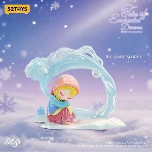 52TOYS Snow Maiden Figurine - Pastel Ice Blue & Pink